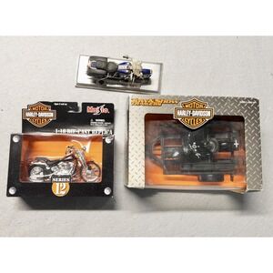 Vintage Maisto Harley Davidson 20000 02 And 03‎ Die Cast Motorcycles